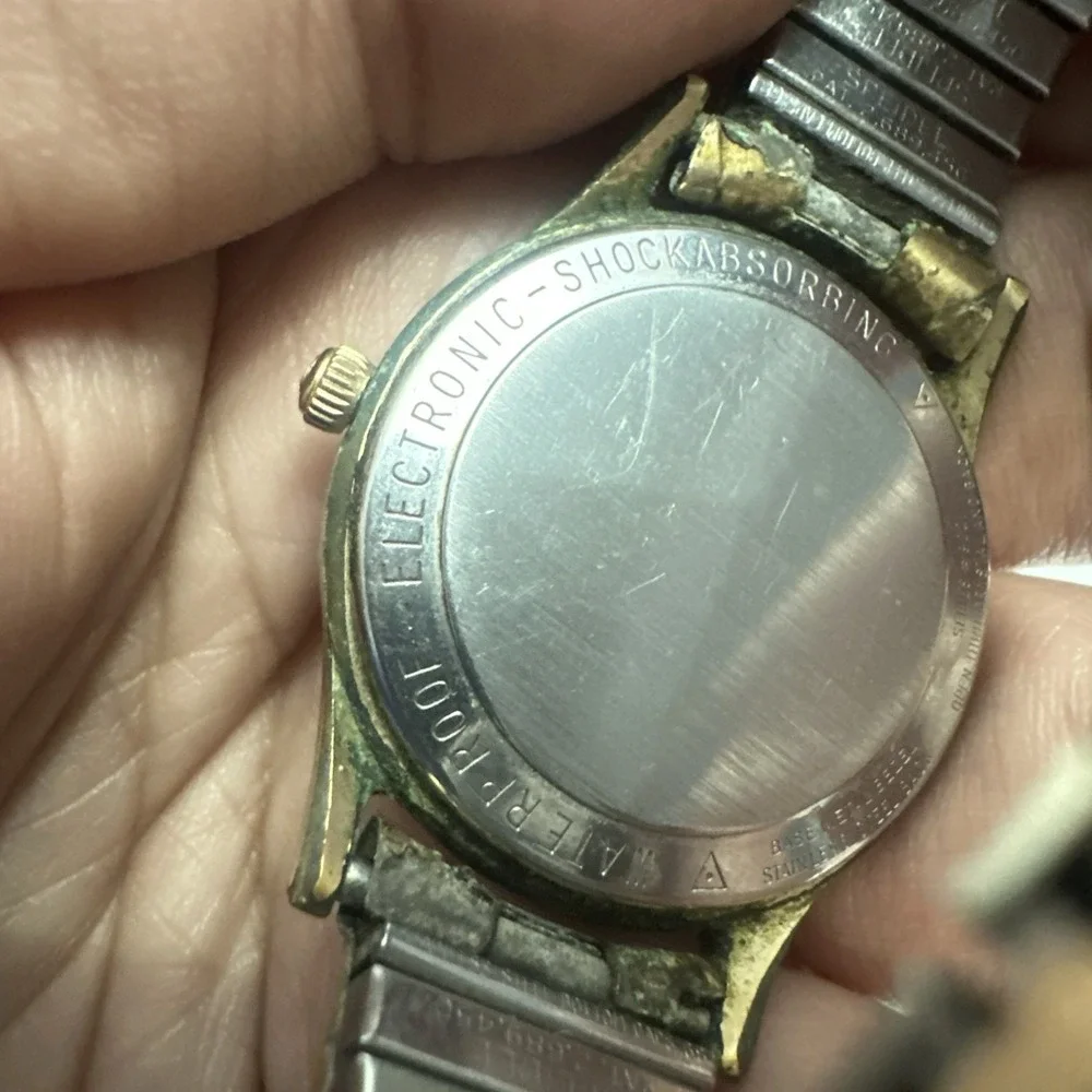 VINTAGE BENRUS RACING ELECTRONIC Mens Watch Gold Tone Rare 34mm Untested - Neat